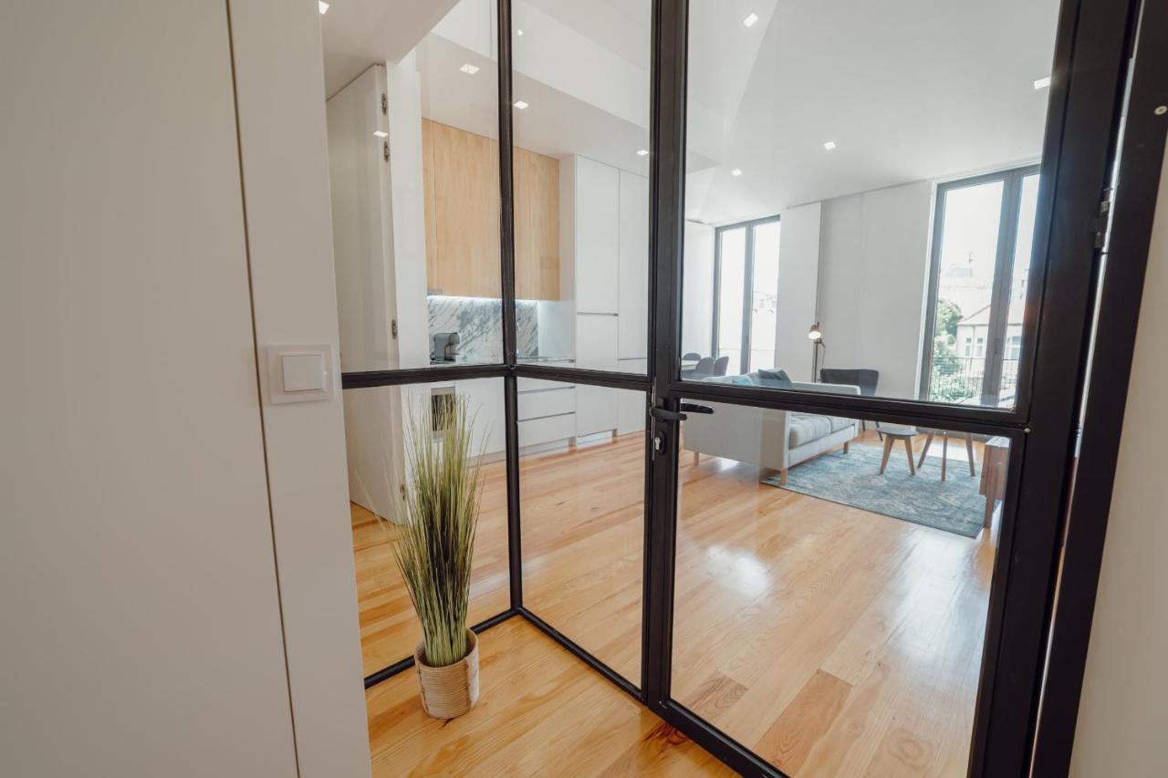 Courtyard Oporto Design Apartments By Vacationy Luaran gambar