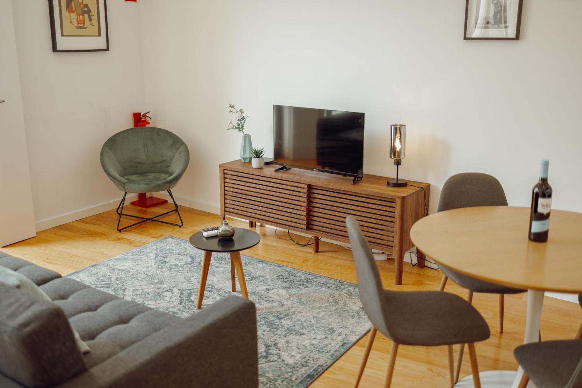 Courtyard Oporto Design Apartments By Vacationy Luaran gambar