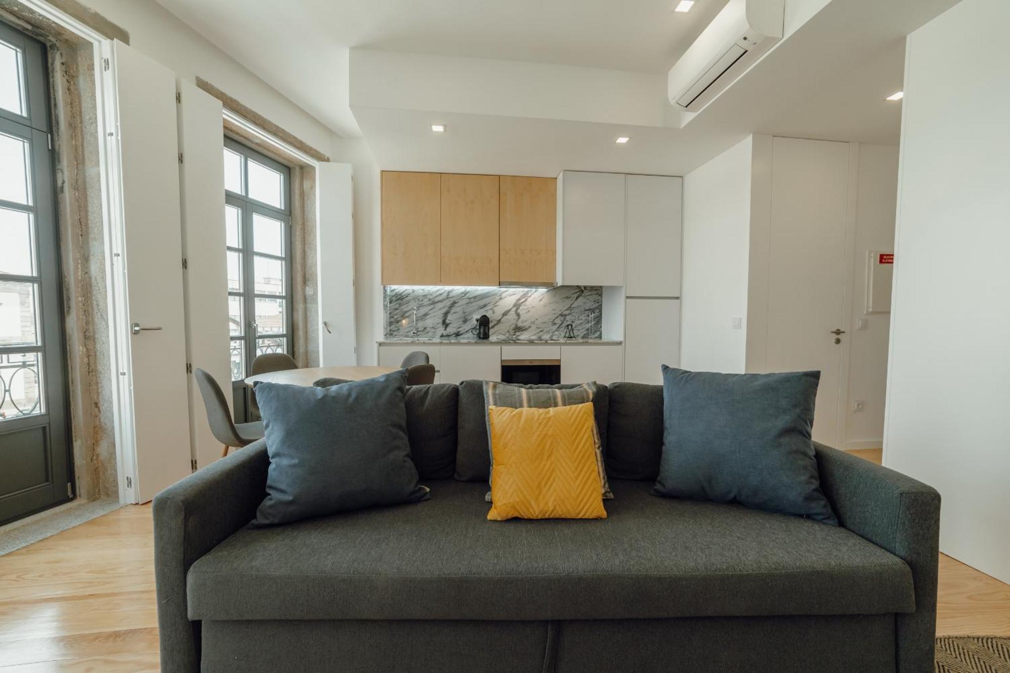 Courtyard Oporto Design Apartments By Vacationy Luaran gambar
