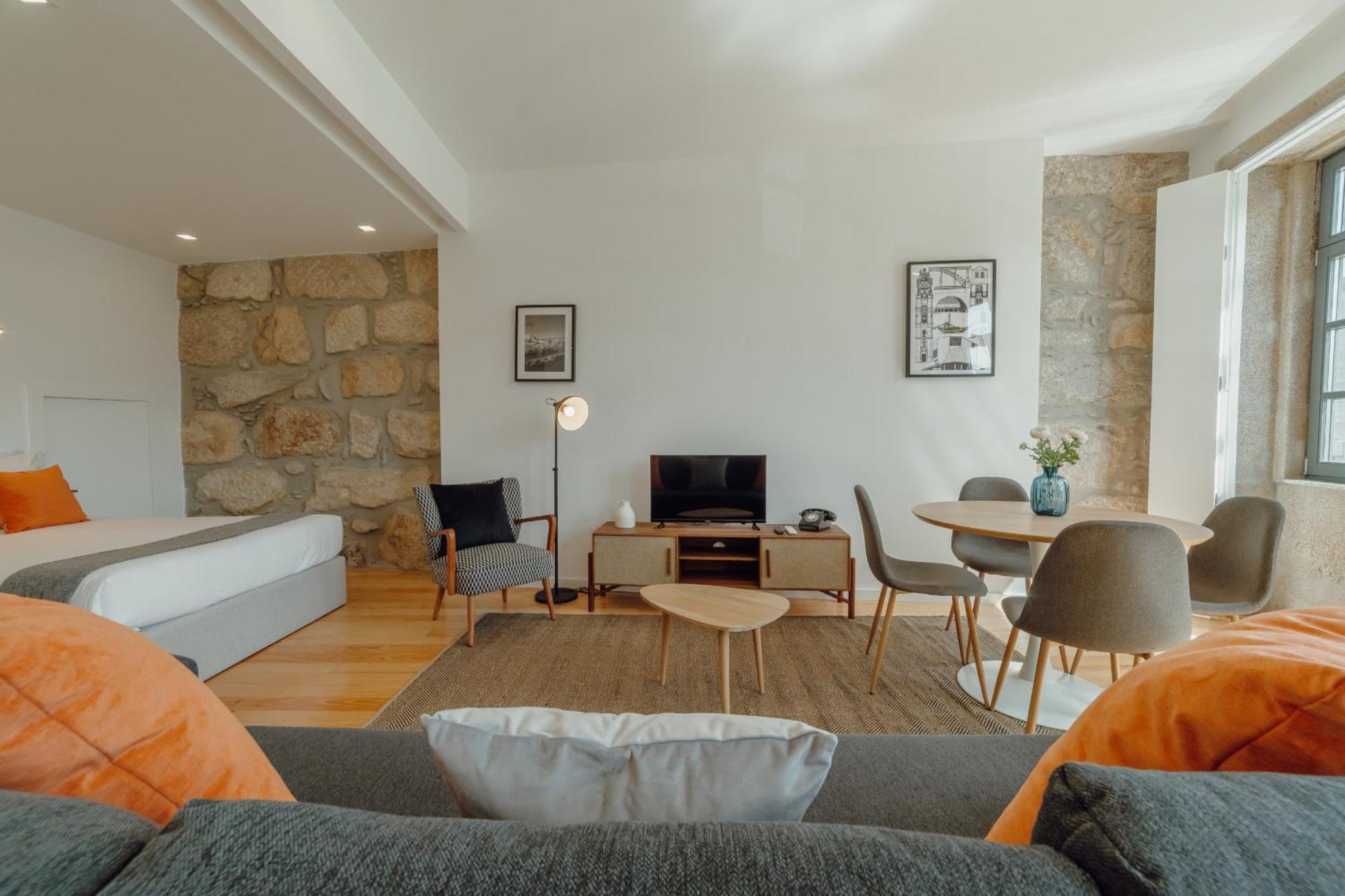 Courtyard Oporto Design Apartments By Vacationy Luaran gambar